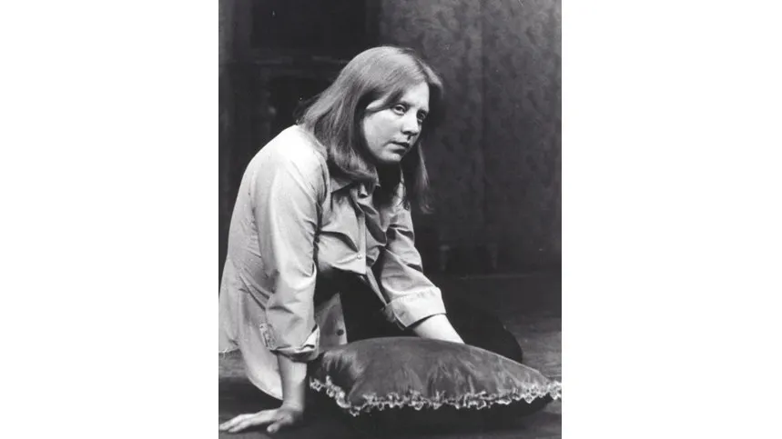 Светлана Крючкова в спектакле БДТ «Фантазии Фарятьева». 1976 г. Фото: bdt.spb.ru