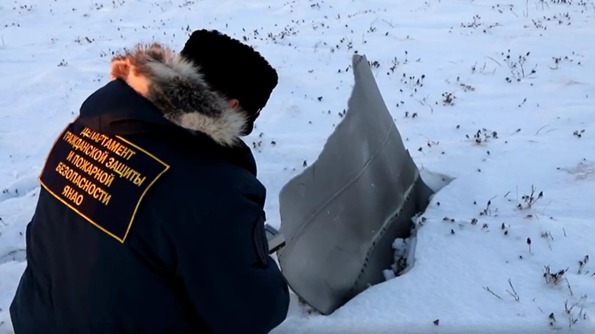 Фото: кадр из видео пресс-службы департамента гражданской защиты и пожарной безопасности ЯНАО