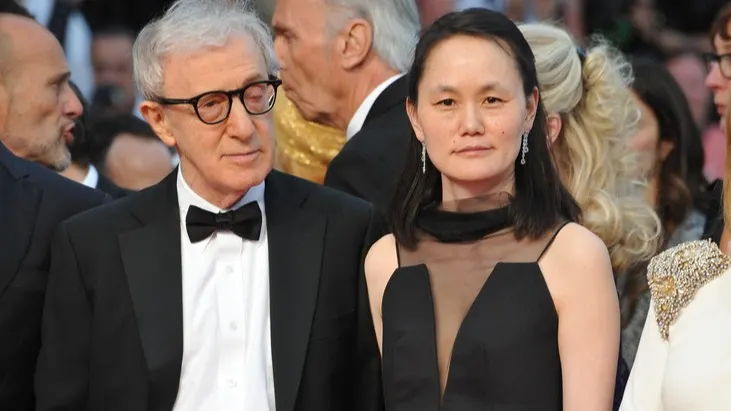 Режиссер Вуди Аллен и его жена Сун-И на 68-м Каннском кинофестивале. канны, Франция. 15 мая 2015 года. Фото: Featureflash Photo Agency/Shutterstock/Fotodom