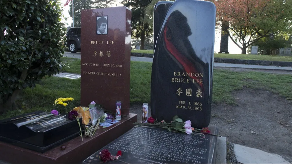 Могила Брюса Ли и Брэндона Ли. Сиэтл, Вашингтон, США. Фото: Plume Photography/Shutterstock/Fotodom