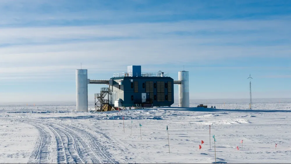 IceCube Neutrino Observatory. Фото: Jeff Warneck/Shutterstock/Fotodom