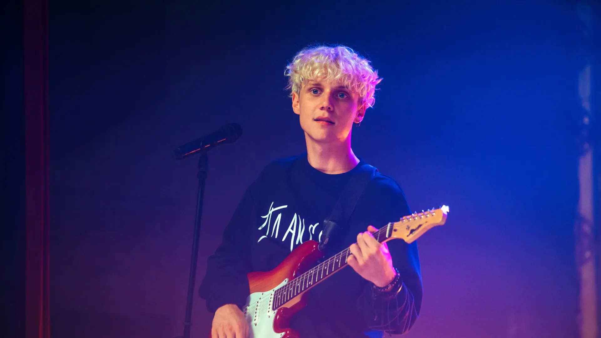 Ваня Дмитриенко на съемках сериала «Плакса». Фото: «РУКИ ВВЕРХ! ПРОДАКШН»/CTC/Wink/kinopoisk.ru