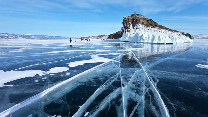 Губернатор Кобзев: среди погибших на Байкале туристов КНР была семья с ребенком