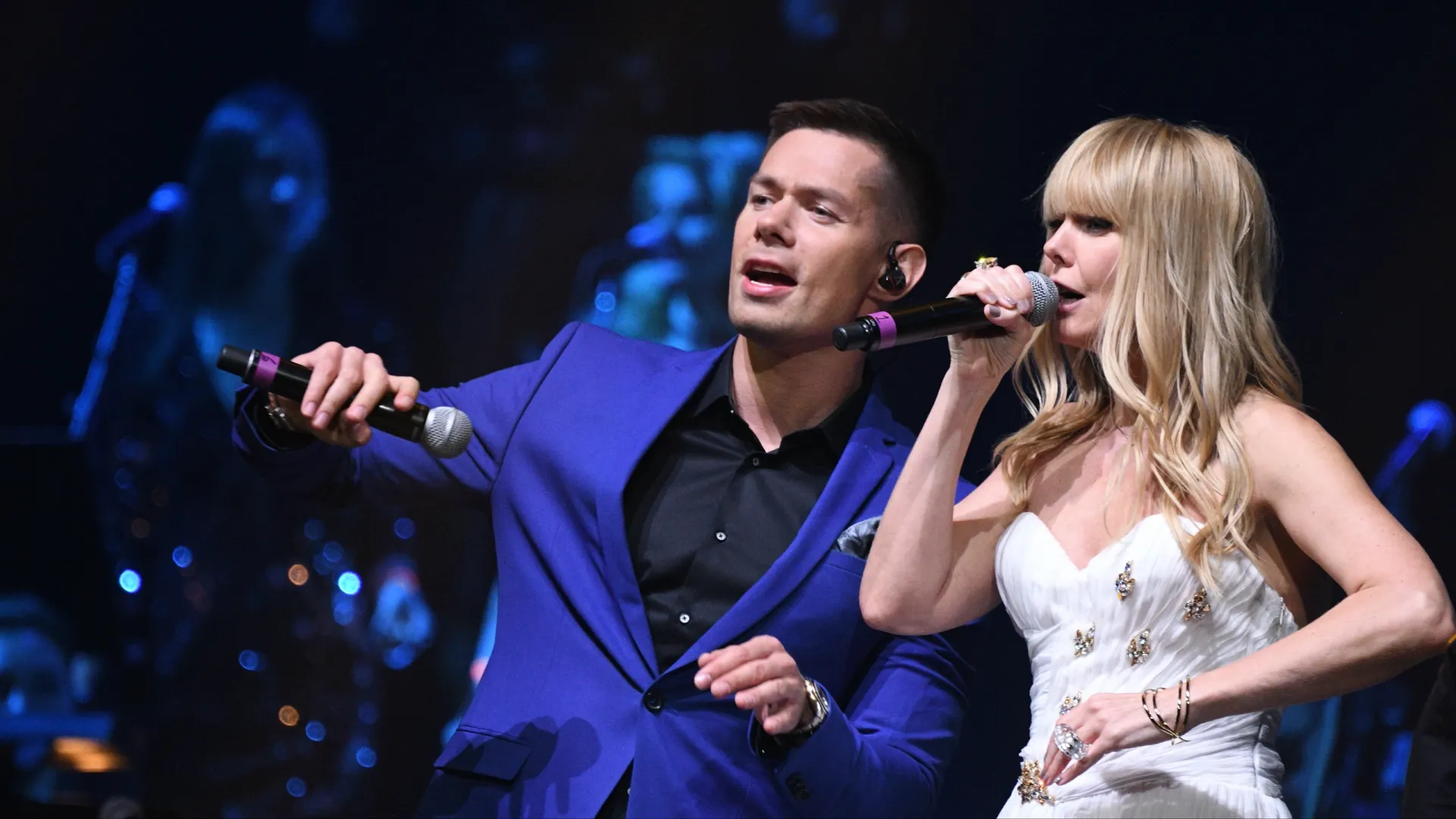 Дуэт с Валерией на 50-летии Виктора Дробыша в 2017 году. Фото: FashionStock.com/Shutterstock/Fotodom