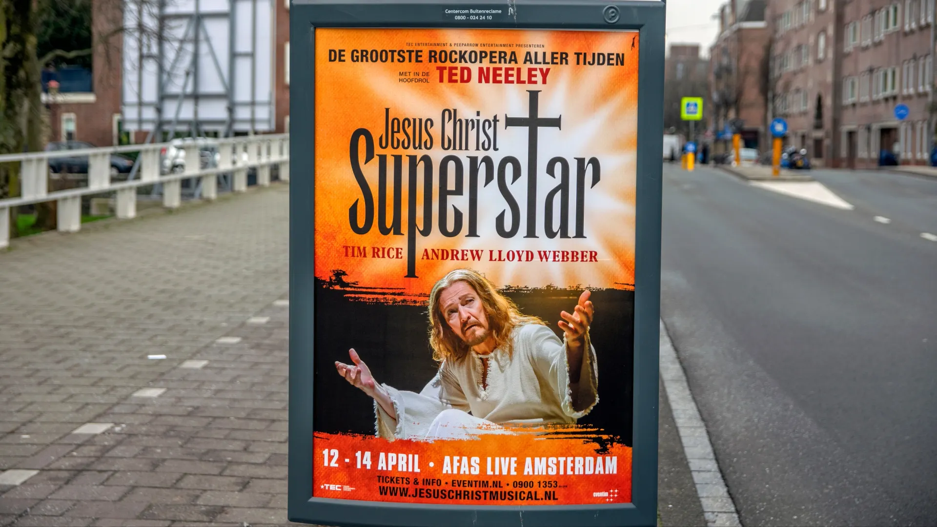 Тед Нили до сих пор время от времени выступает в заглавной роли в рок-опере «Иисус Христос — суперзвезда». Фото: Dutchmen Photography/Shutterstock/Fotodom