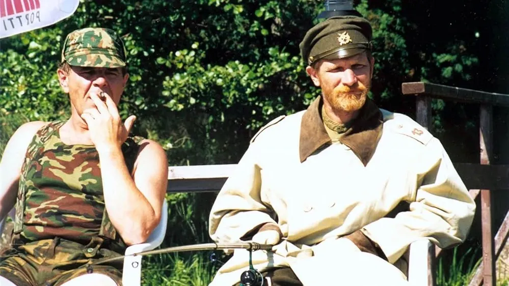 Алексей Булдаков и Виктор Бычков в фильме «Особенности национальной рыбалки»/СТВ/«Никола-Фильм»/imdb.com