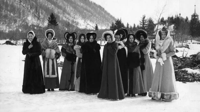 Жены декабристов. Финал фильма «Звезда пленительного счастья»/«Ленфильм»/Второе творческое объединение/kinopoisk.ru