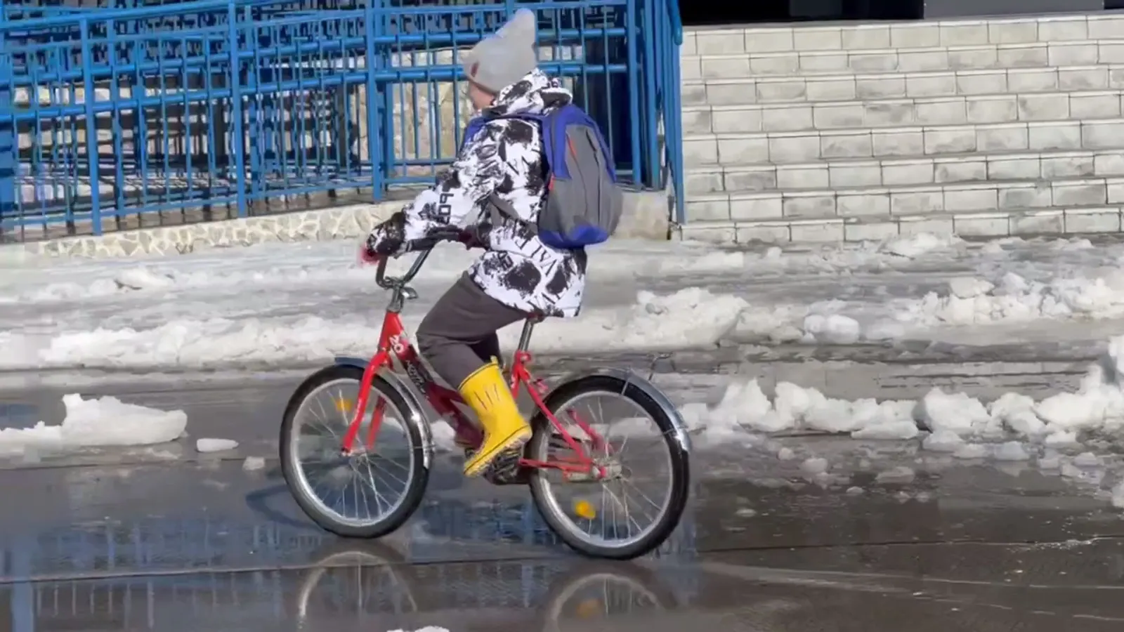 Кадр из видео со страницы t.me/AMGaranin