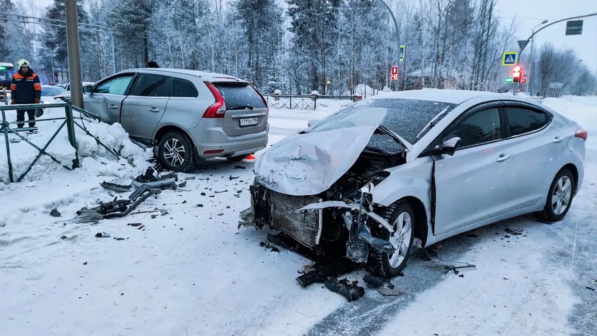 ДТП с участием двух легковушек произошло в Ноябрьске