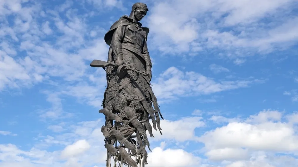 Мемориал в честь всех погибших советских солдат во время Великой Отечественной войны. Ржев. Фото: Karasev Viktor/Shutterstock/Fotodom