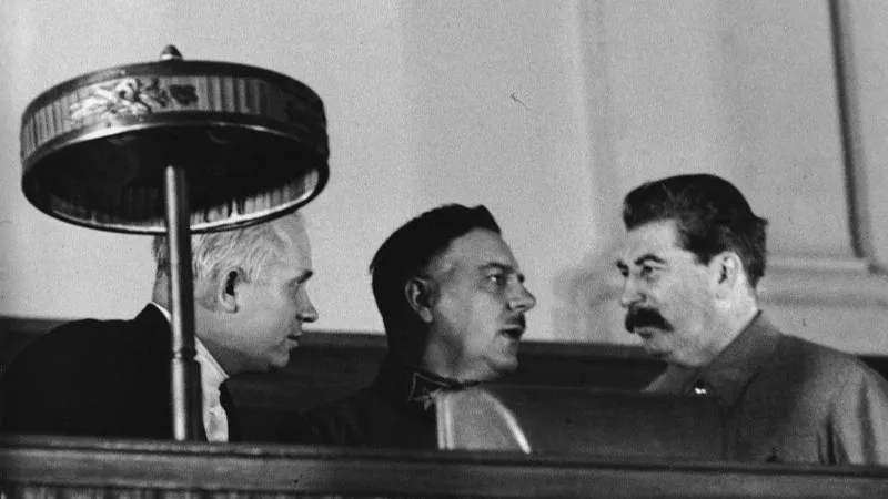 Хрущев, Ворошилов и Сталин в 1936 году. Фото: Михаил Прехнер/МАММ/МДФ/russiainphoto.ru