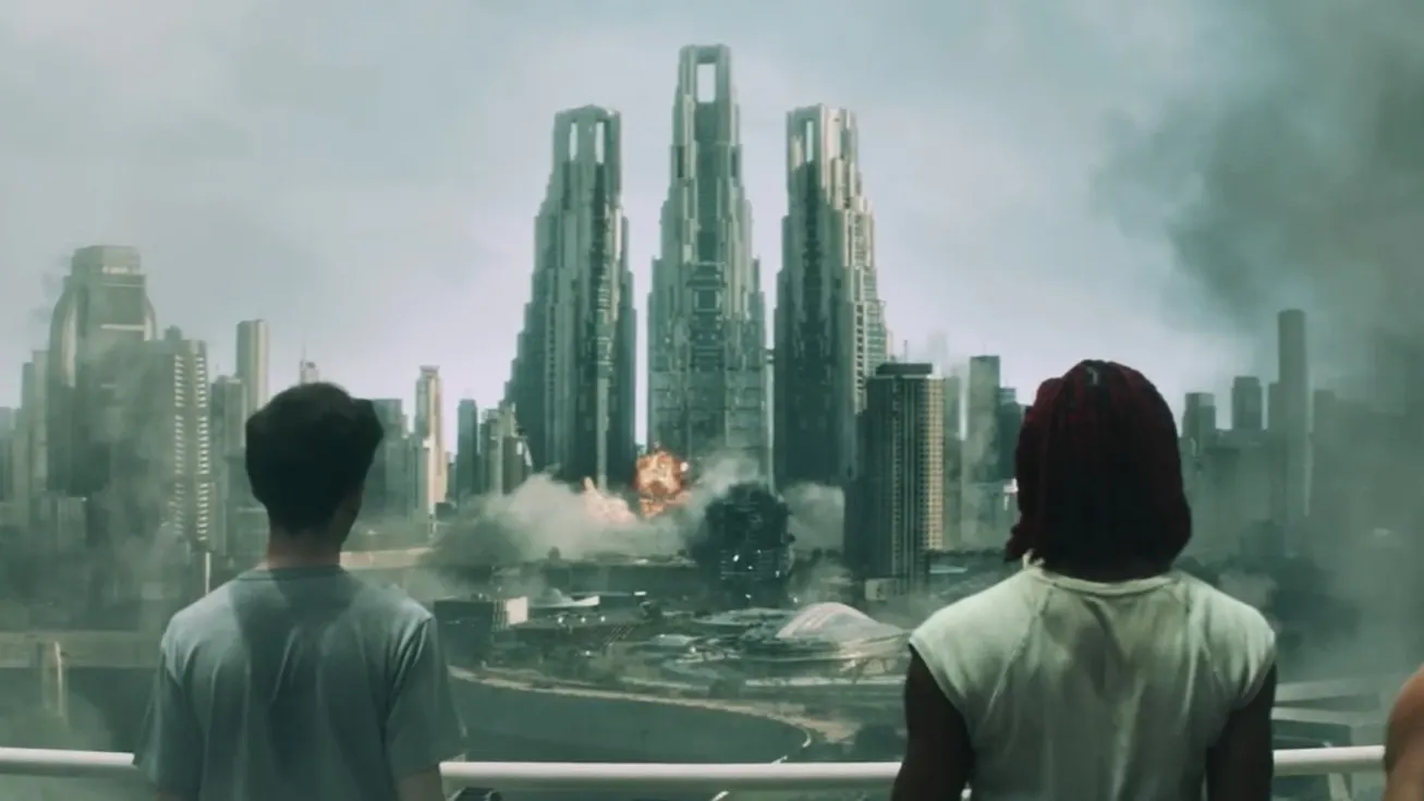 Кадр из трейлера сериала «Чужой: Земля»/20th Television/26 Keys Productions/Brandywine Productions Ltd./FX Productions/Living Films/Scott Free Enterprises/Scott Free Productions/kinopoisk.ru