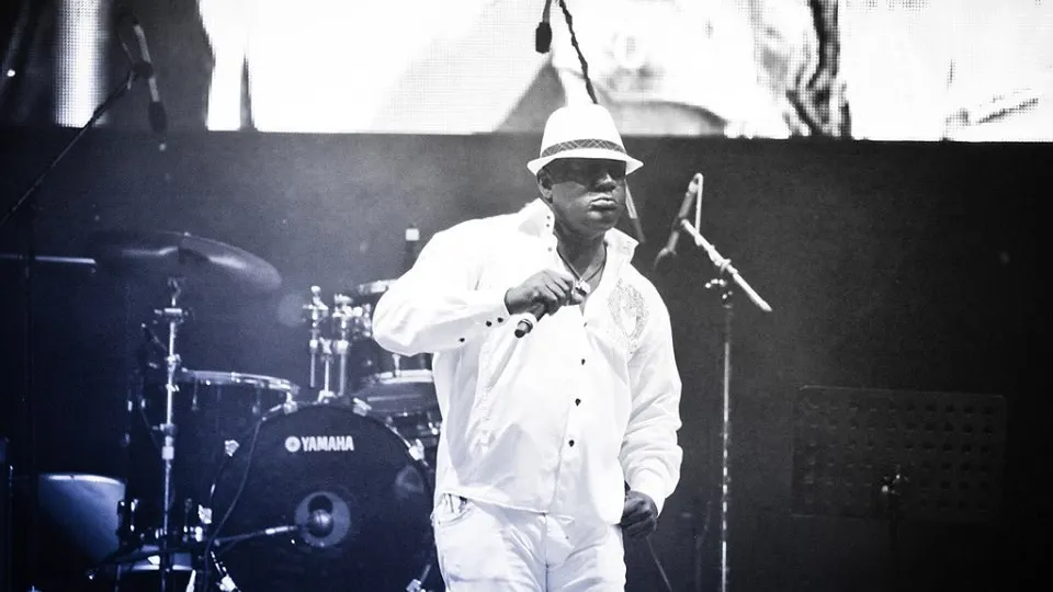 Пьер Нарцисс, Official/VK