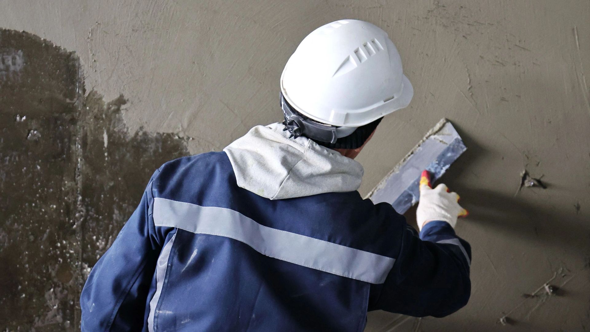 Суд Лабытнанги оштрафовал работника колонии за использование труда заключенных