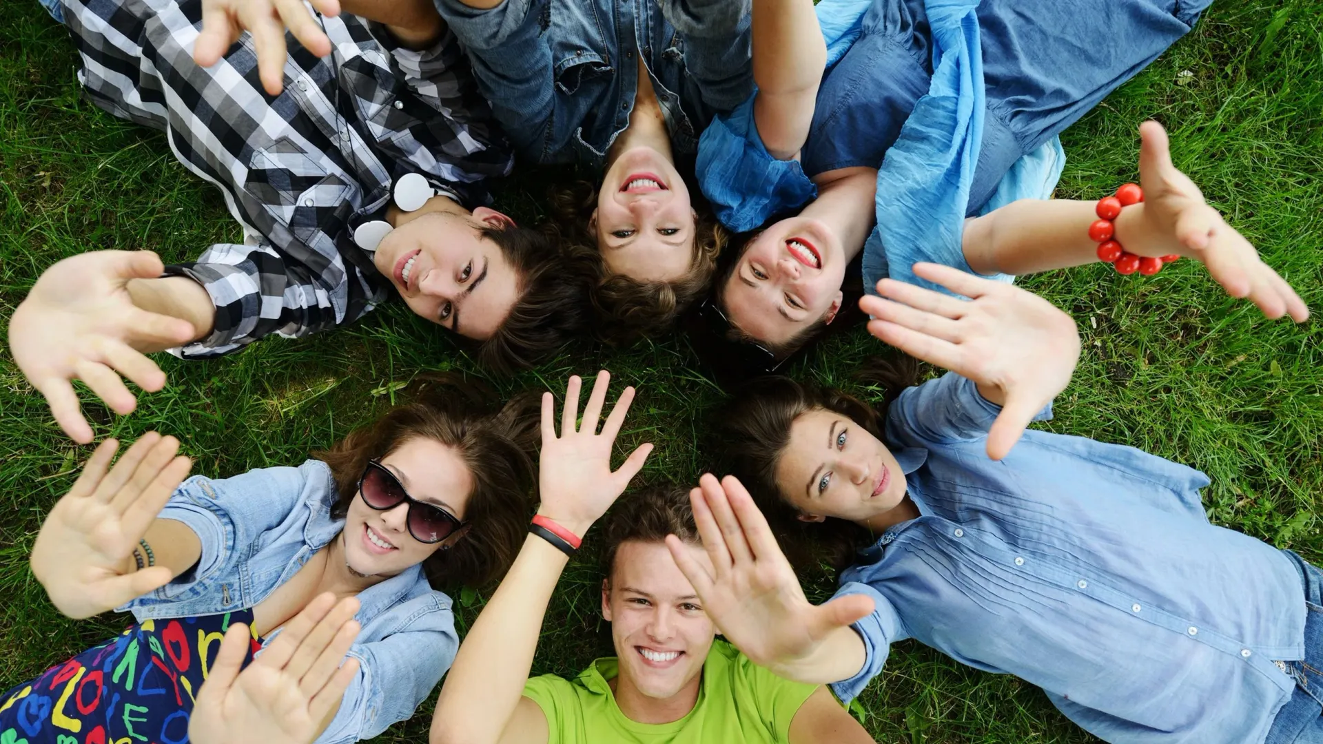 Подростковый возраст. Современные занятия молодежи. Современные занятия молодежи. Современные занятия молодежи. Счастливые подростки.