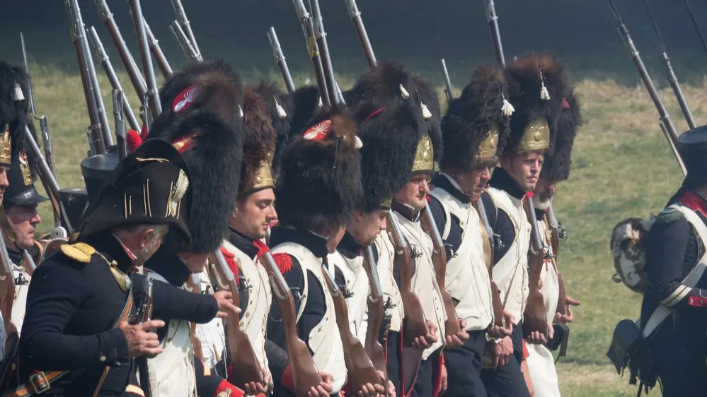 Французские солдаты императорской гвардии. Фото: Alexandre Tziripouloff/Shutterstock/Fotodom