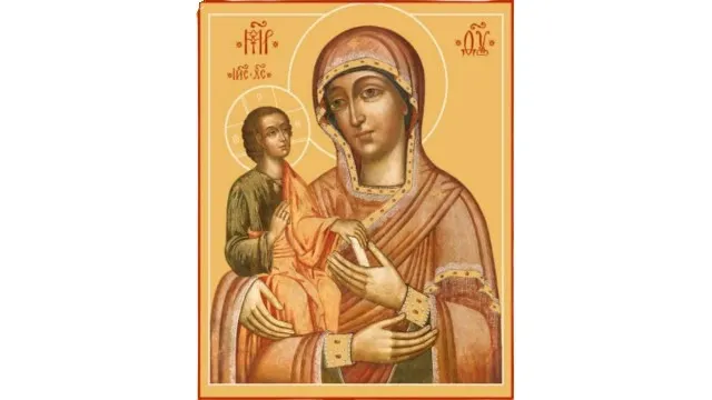 Икона Божией Матери «Троеручица» в Троицком храме Данилова монастыря в Москве. Фото: msdm.ru