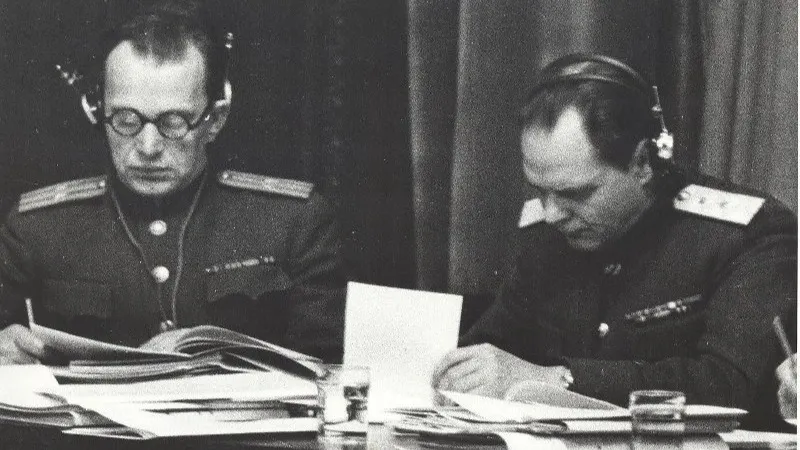 Члены Международного военного трибунала от СССР генерал Иона Никитченко и подполковник юстиции Александр Волчков. Фото: Виктор Темин/МАММ/МДФ/russiainphoto.ru