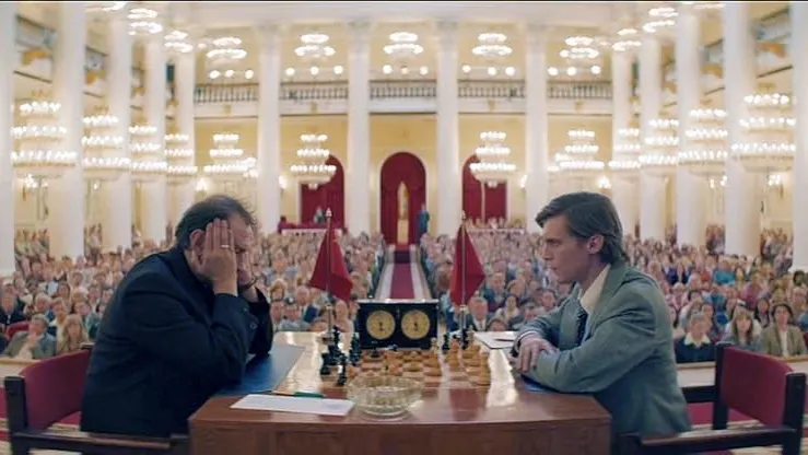 Кадр из фильма «Чемпион мира»/Студия «Тритэ»/«Централ Партнершип»/ГПМ «КИТ»/kinopoisk.ru