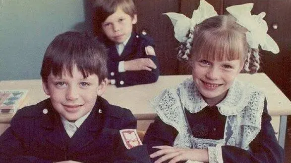 Регина Тодоренко в школьные годы. Фото: t.me/todorenkoregina