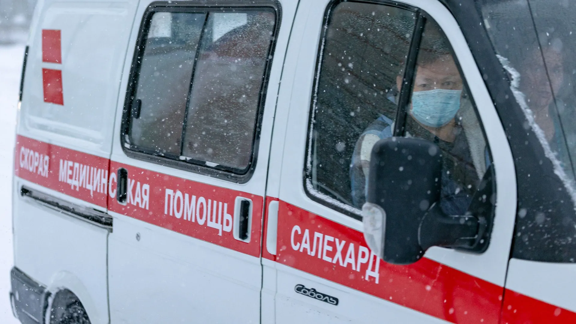 Пять человек увезли на скорой после жесткого ДТП под Губкинским