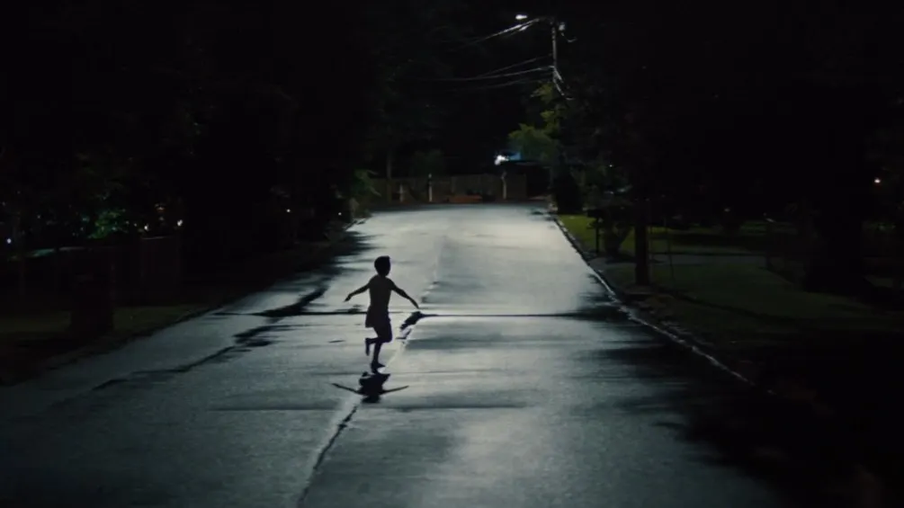 Кадр из трейлера фильма «Орудия»/BoulderLight Pictures/New Line Cinema/Subconscious/Vertigo Entertainment/Warner Bros./kinopoisk.ru