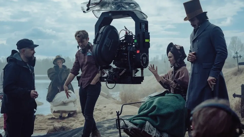 На съемках фильма «Носферату». Фото: Studio 8, Maiden Voyage Pictures/Focus Features, Universal Pictures/kinopoisk.ru