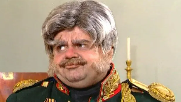 Кадр из сериала «Осторожно, модерн! 2004»/СТС/kinopoisk.ru