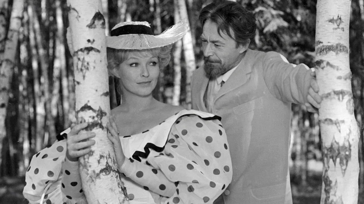 Кадр из фильма «Сюжет для небольшого рассказа»/ «Мосфильм»/Telcia Films/kinopoisk.ru