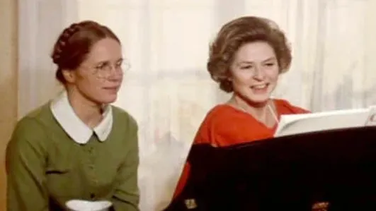 Кадр из трейлера «Осенняя соната»/Filmédis/Incorporated Television Company (ITC)/Personafilm/Suede Film/Дубляжная группа киностудии имени М. Горького/Русский Репортаж/kinopoisk.ru