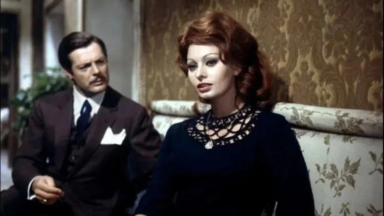 Кадр из фильма «Брак по-итальянски»/Compagnia Cinematografica Champion/Les Films Concordia/kinopoisk.ru