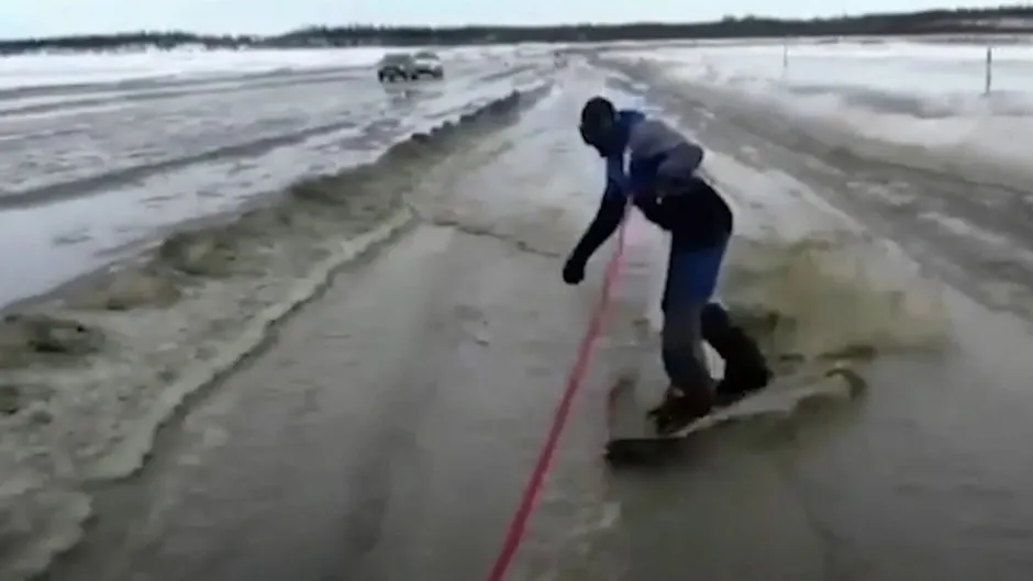 Кадр из видео: t.me/gibdd89