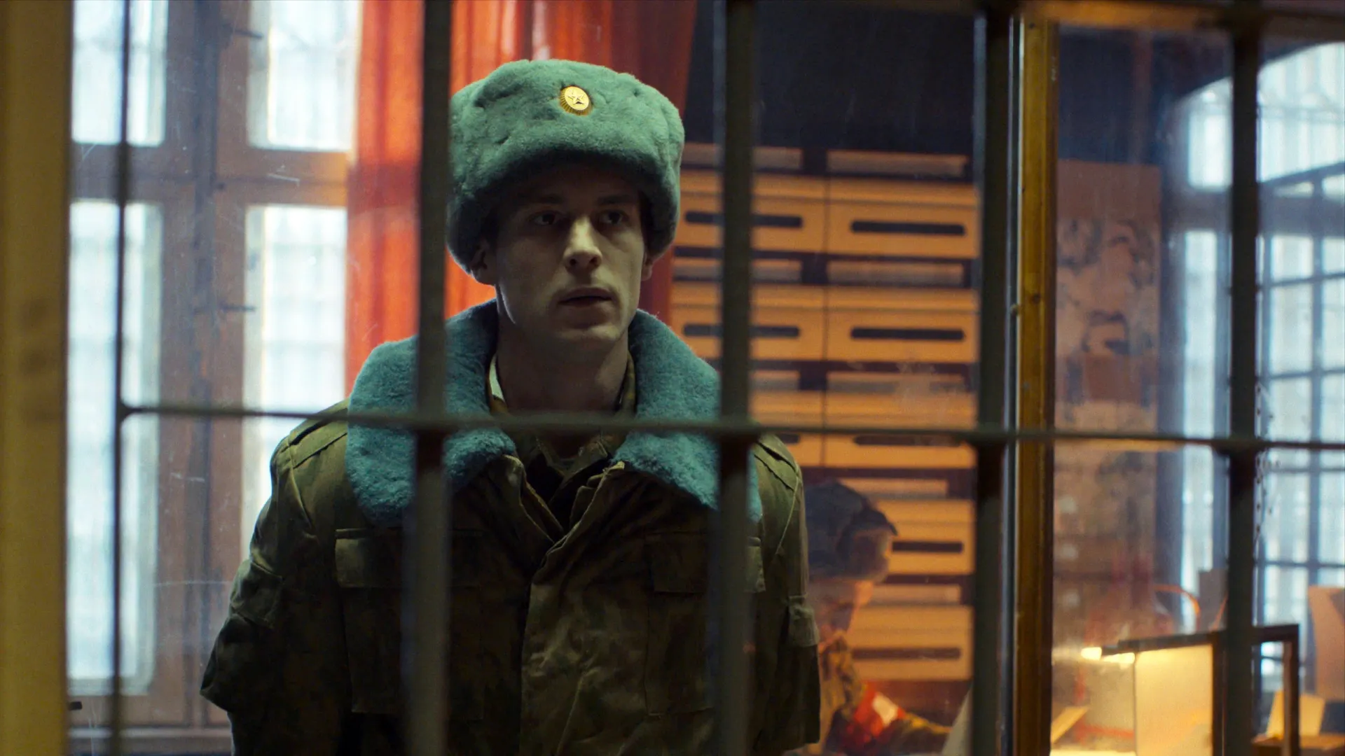 Иван Янковский в сериале «Аутсорс». Фото: Продюсерская компания «Среда»/Okko/kinopoisk.ru