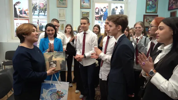Юные ямальцы побывали в кузнице российских дипломатов в Москве