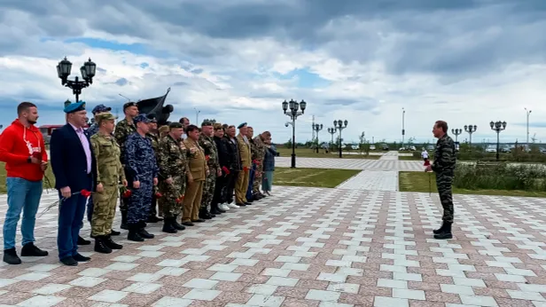 Помнить о ветеранах: на Ямале чествуют защитников родины