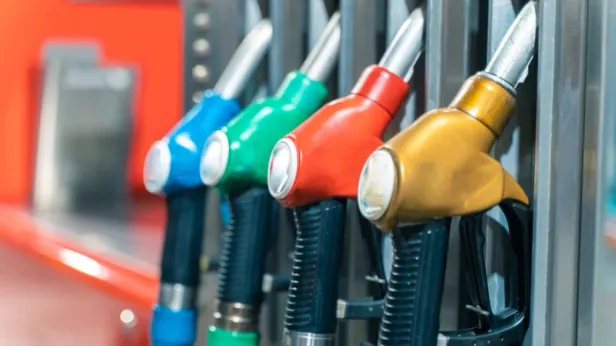 Что будет с ценами на бензин и дизель осенью: прогнозы экономистов
