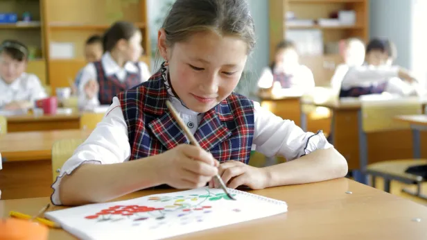 Глазами ребенка: конкурс детских рисунков проведут в Ямальском районе
