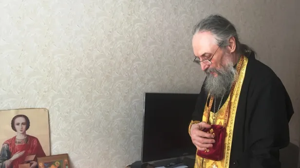 Священник из Ноябрьска поедет в командировку в зону СВО