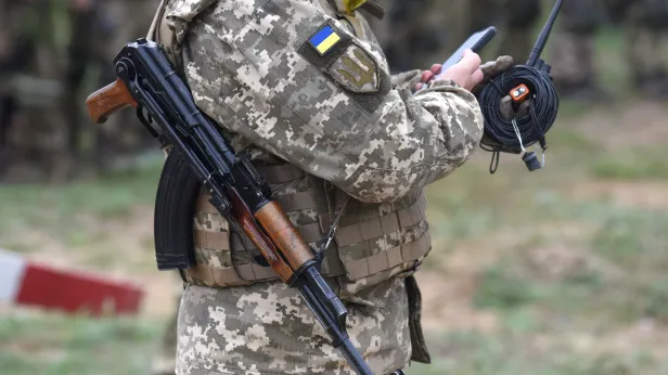 ТАСС: боец ВСУ застрелил мирного жителя за поездку в Крым в 2018 году
