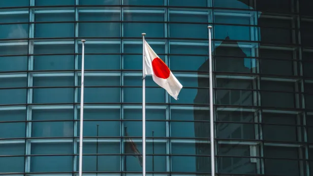 Япония внесла еще 90 граждан и компаний из России и Белоруссии в санкционные списки