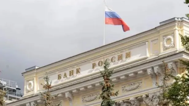 В России предложили блокировать перевод более 10 тысяч рублей