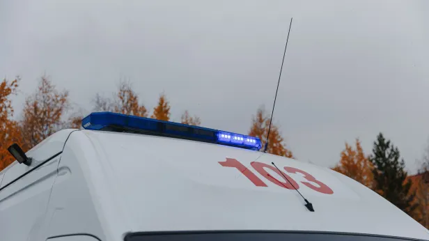 Водитель иномарки попал в больницу после ДТП в Тарко-Сале