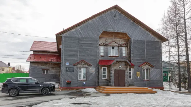 Историческое здание в Салехарде продают за рубль