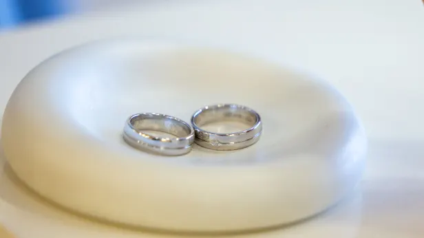 Познакомившаяся на заре освоения Севера пара отметила золотую свадьбу