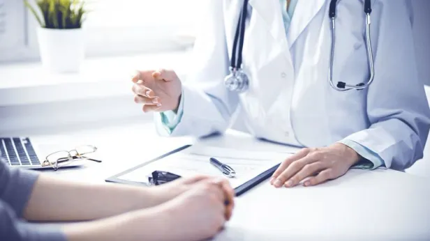 Минздрав изменил сроки записи на прием к врачу через портал «Госуслуги»