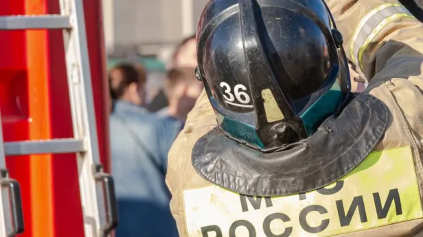 В Новосибирске из НГТУ эвакуировали 300 человек из-за пожара