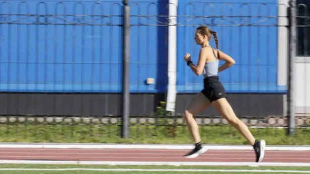 Спортсменка из ЯНАО заняла десятое место на чемпионате РФ по бегу на 100 км