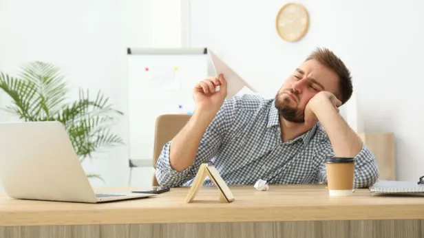 Эксперт Голубева назвала важную причину сокращения зарплаты