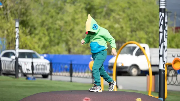 Детство в центре внимания: как Ямал помогает молодым семьям