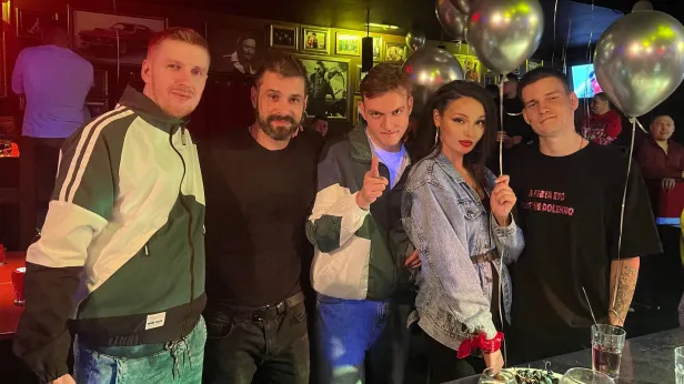 Съемки клипа в Салехарде — это залог успеха: как ямальцы попали в шоу «Конфетка»